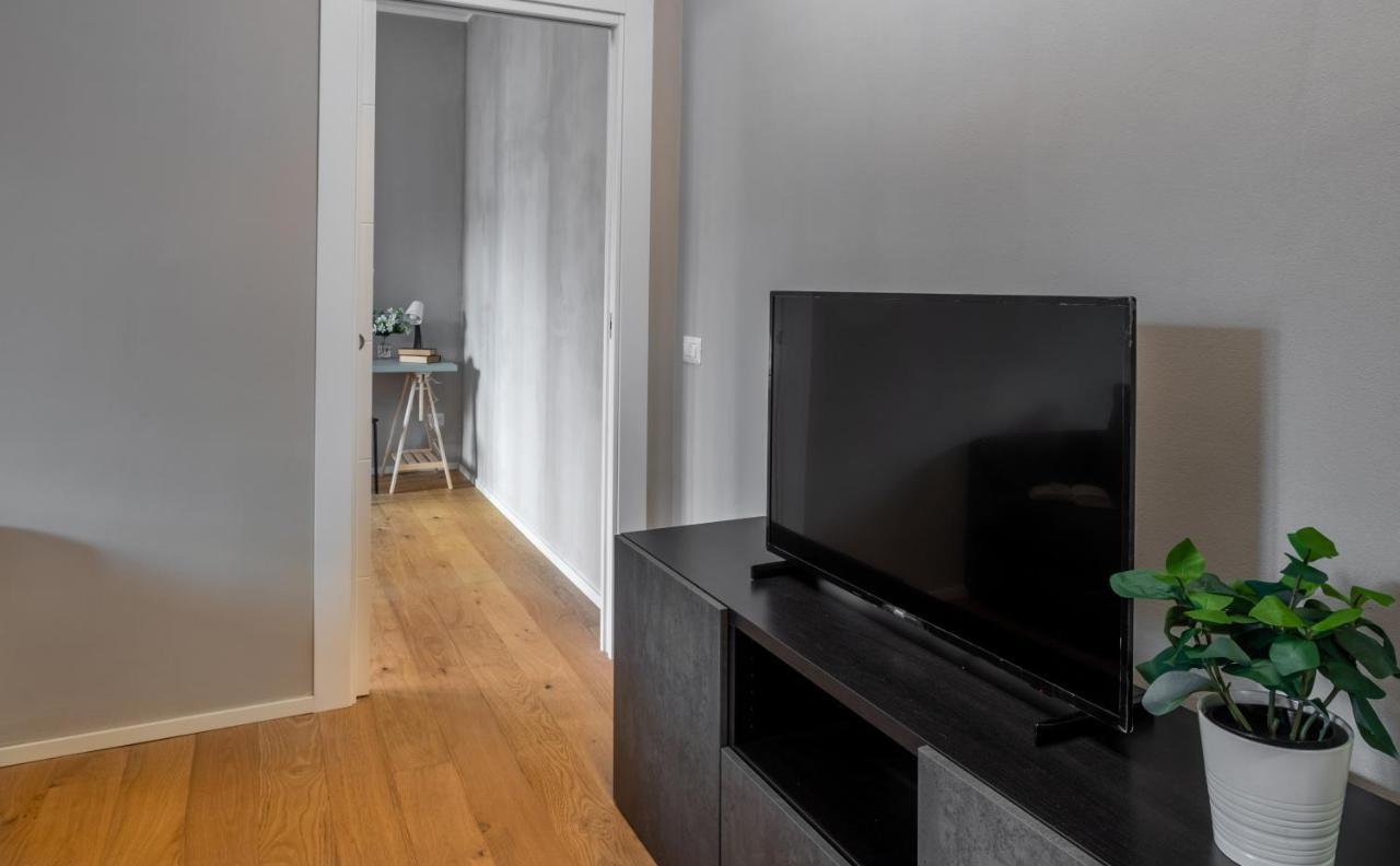 Joivy Charming Flat With Desk Apartment Milano Ngoại thất bức ảnh